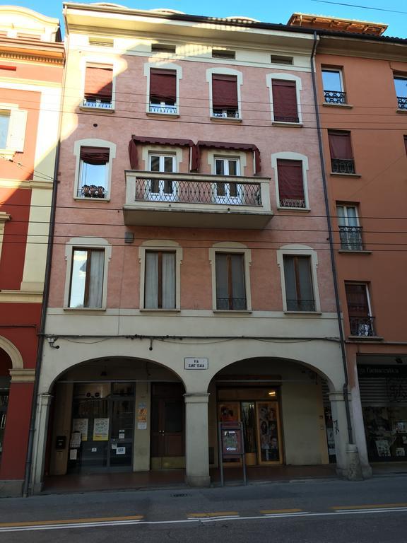 Giulia Apartment And Room Bologna Exterior photo